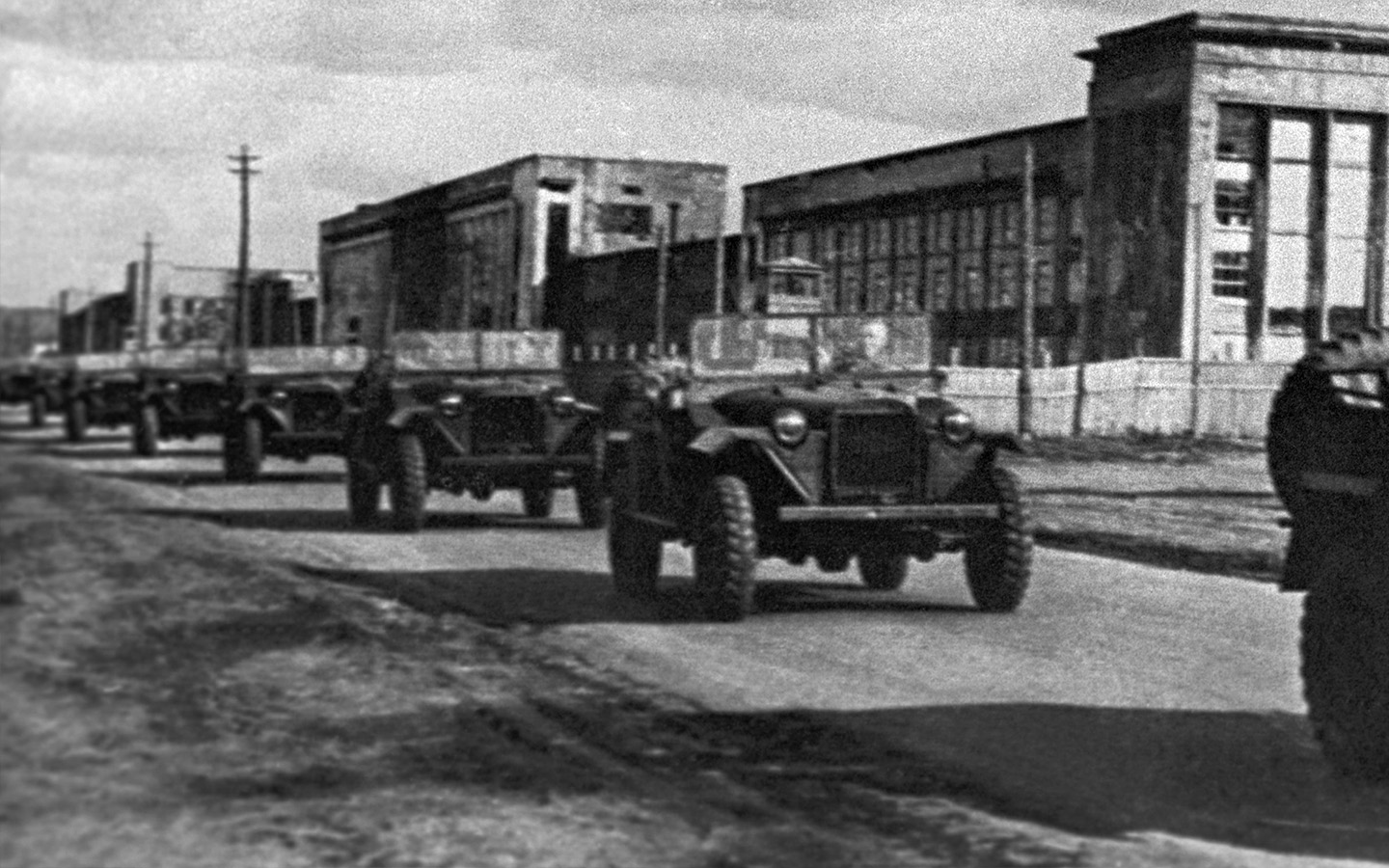 Военные полноприводные легковые автомобили ГАЗ-67 Горьковского автозавода