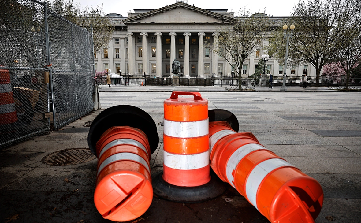 Chip Somodevilla / Getty Images