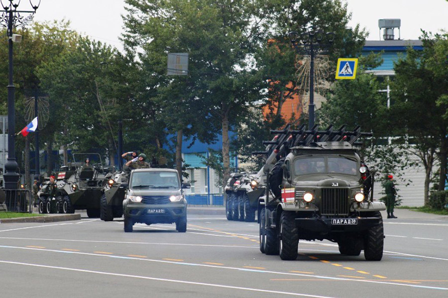 Торжественное шествие, посвящённое 80-летию Победы над милитаристской Японией и окончанию Второй мировой войны на Сахалине