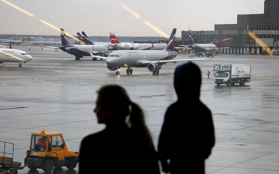 Летевший из Москвы в Софию самолет вернулся в аэропорт вылета