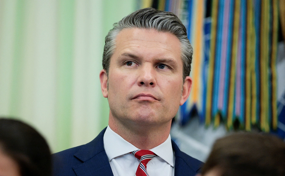 Evan Vucci / Reuters