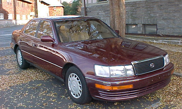 Lexus LS400 Билла Гейтса выставлен на аукцион