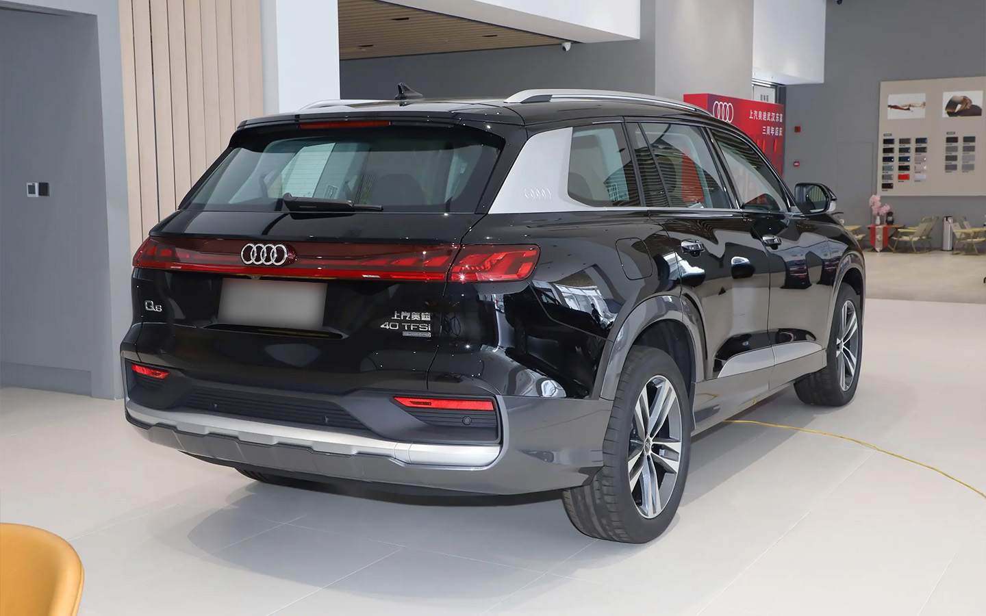 Audi Q6