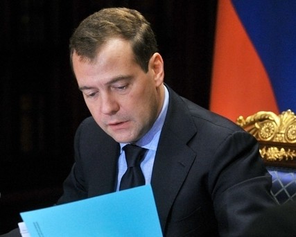 Д.Медведев дал месяц на проработку вопроса о мегарегуляторе рынка