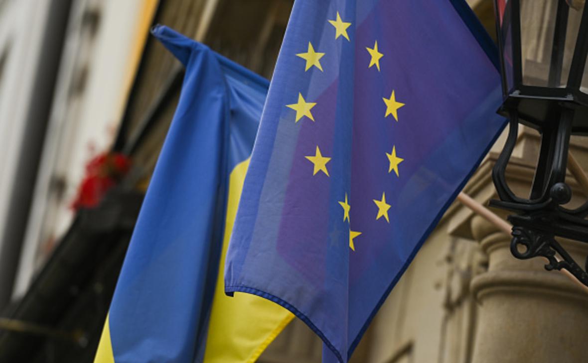 В ЕК назвали условие для начала переговоров о вступлении Украины в ЕС"/>













