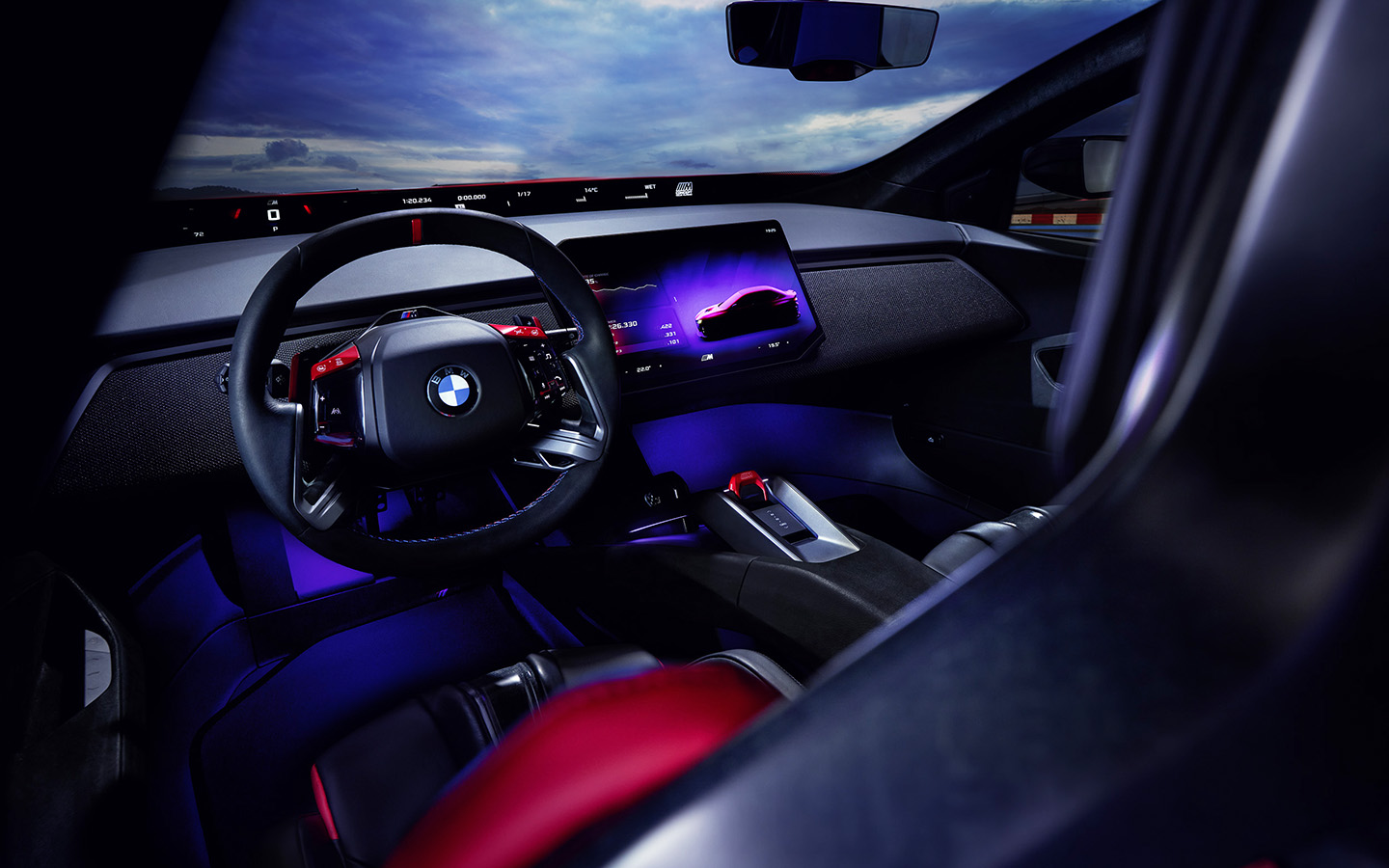 BMW M Concept Neue Klasse может похвастаться панорамным экраном iDrive во всю ширину торпедо
