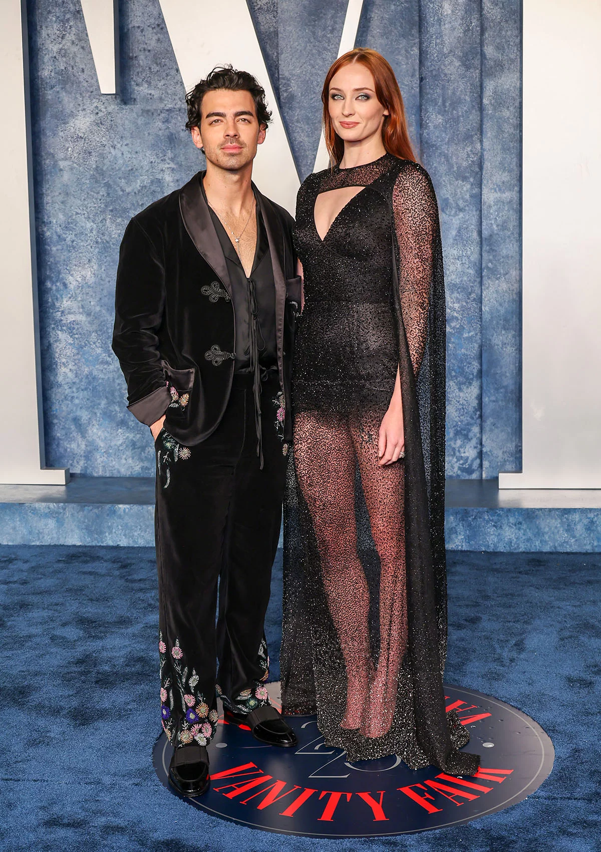 <p>Джо Джонас и Софи Тернер&nbsp;на вечеринке Vanity Fair, 2023 год</p>