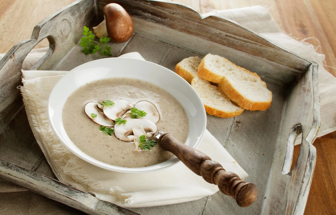 Грибной суп из свежих и ароматных грибов