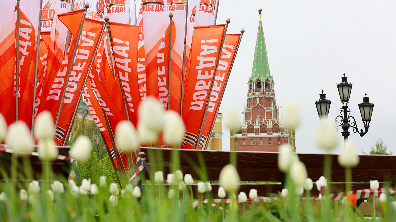 В 2026 году май — один из менее выгодных месяцев для отпуска с финансовой точки зрения: он содержит всего 19 рабочих дней из-за майских праздников и длинных выходных