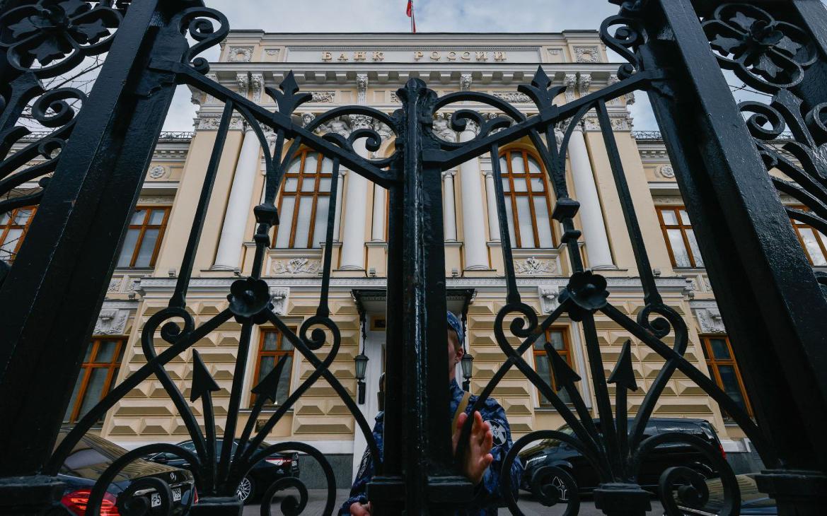 Геополитика потянула рынок вверх. Почему это не снизит доходности ОФЗ