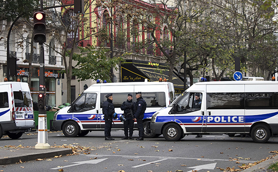 Полиция на улицах Парижа