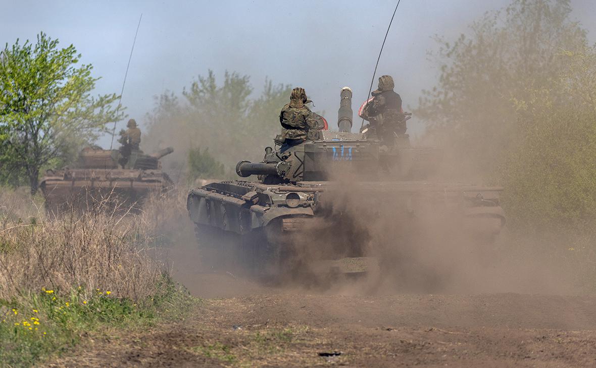 Генерал ВСУ Сырский заявил о приостановке фланговых атак под Бахмутом