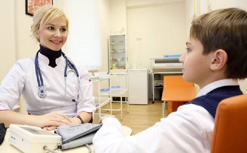 В Вологде школьным медикам установлены ежемесячные доплаты