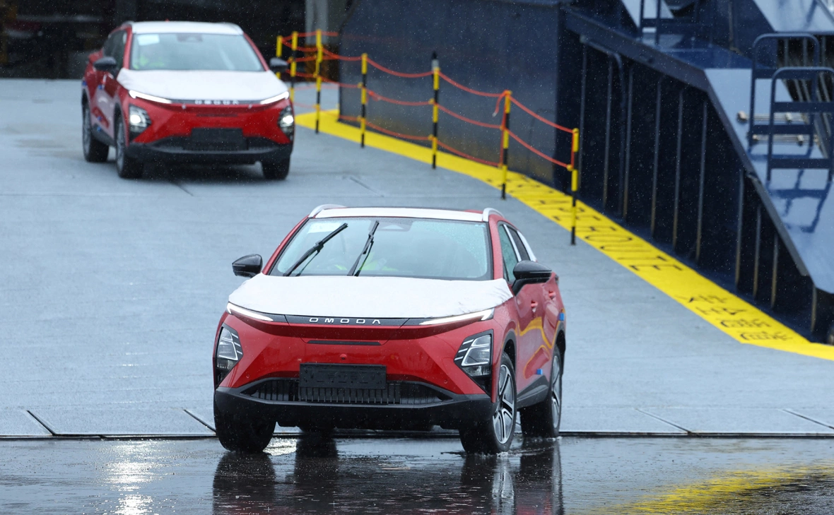 Toby Melville / Reuters