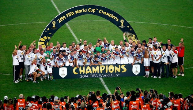 Сборная Германии стала первой европейской командой, выигравшей чемпионат мира на американской земле