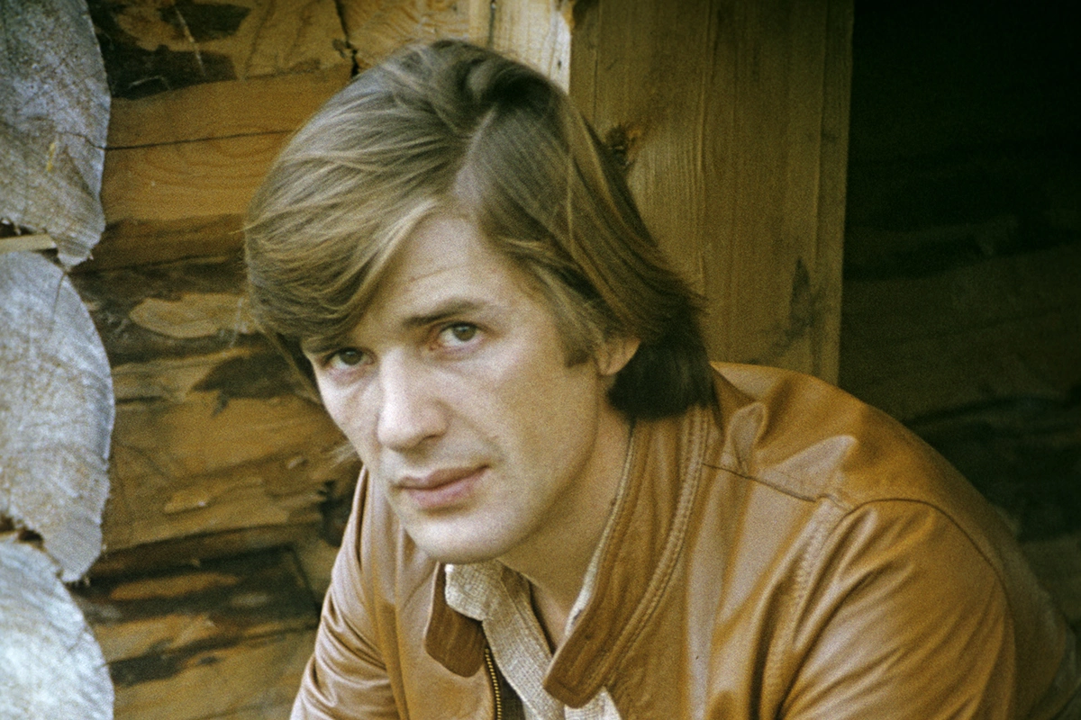 Александр Абдулов