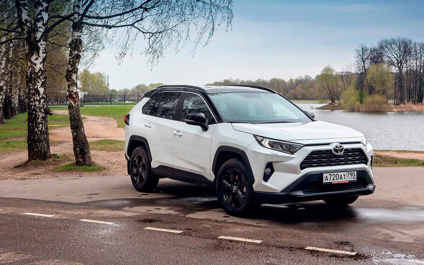 Новый RAV4 за 1,4 млн руб. и Creta за 887 тыс.: сколько стоят автомобили за  границей :: Autonews