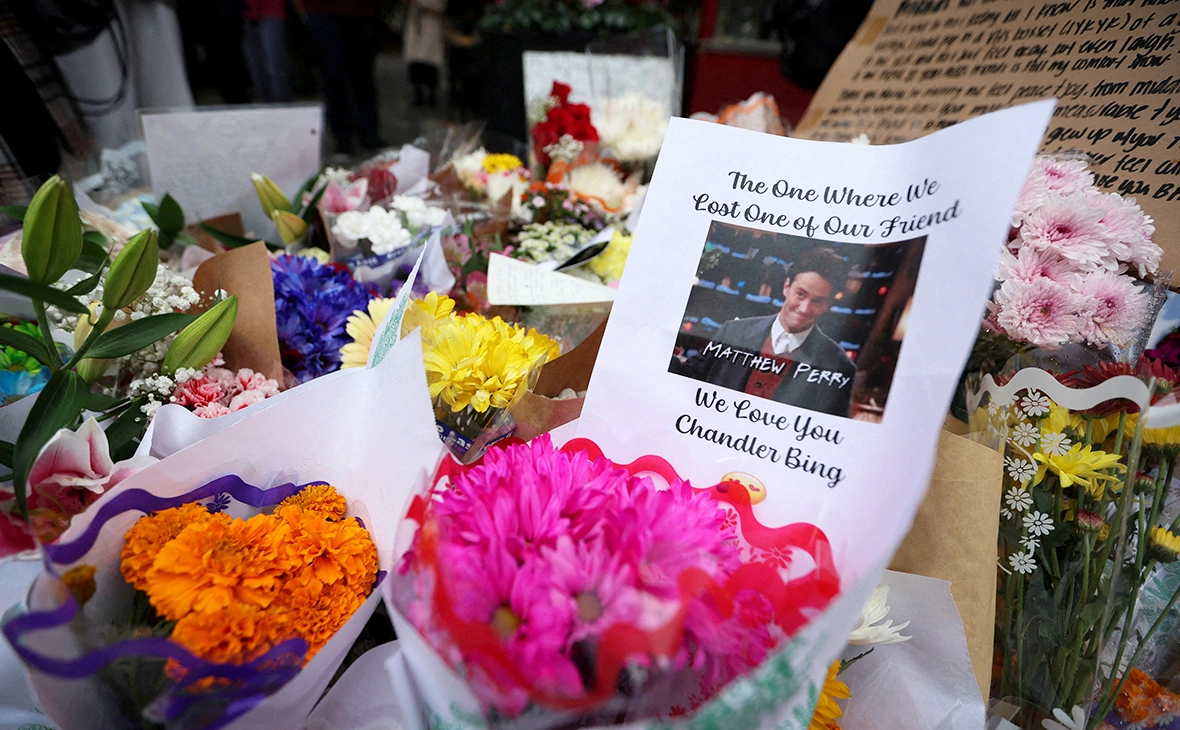 Mike Segar / Reuters