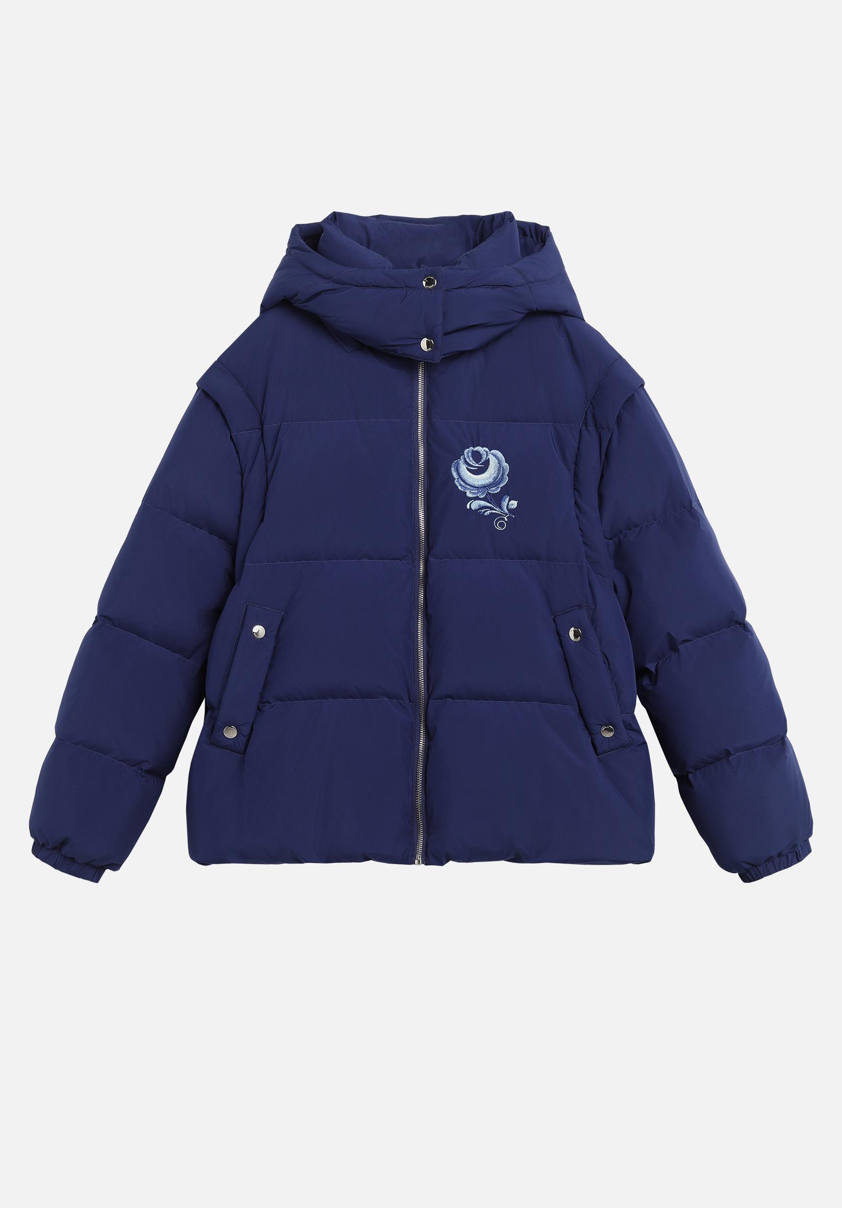 Пуховик с капюшоном Belucci &times; Объединение&nbsp;&laquo;Гжель&raquo;,&nbsp;26&nbsp;990 руб. (&laquo;Стокманн&raquo;)