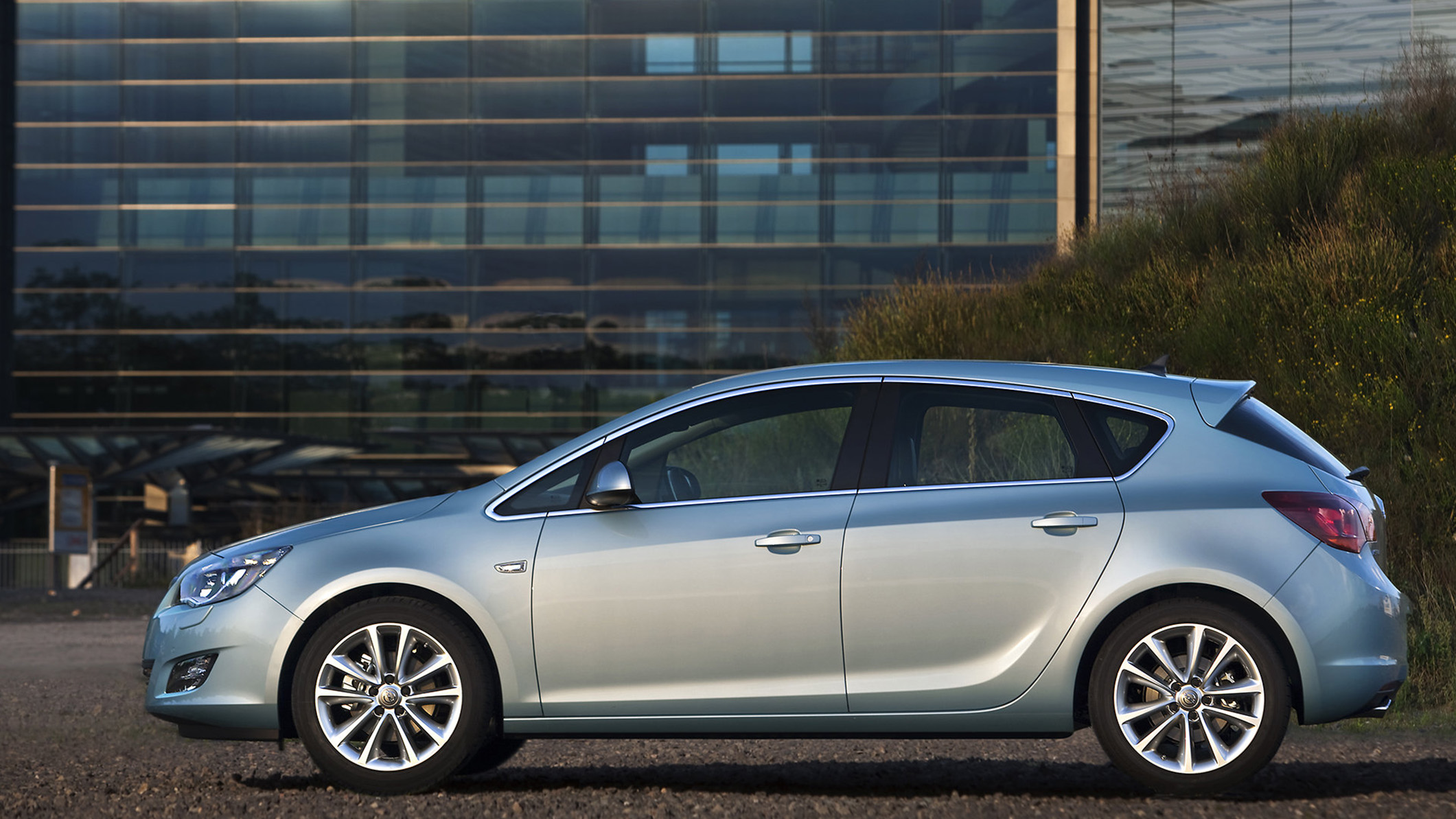 Opel Astra J