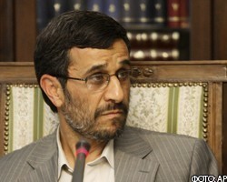М.Ахмадинежад нашелся и пришел на заседание парламента