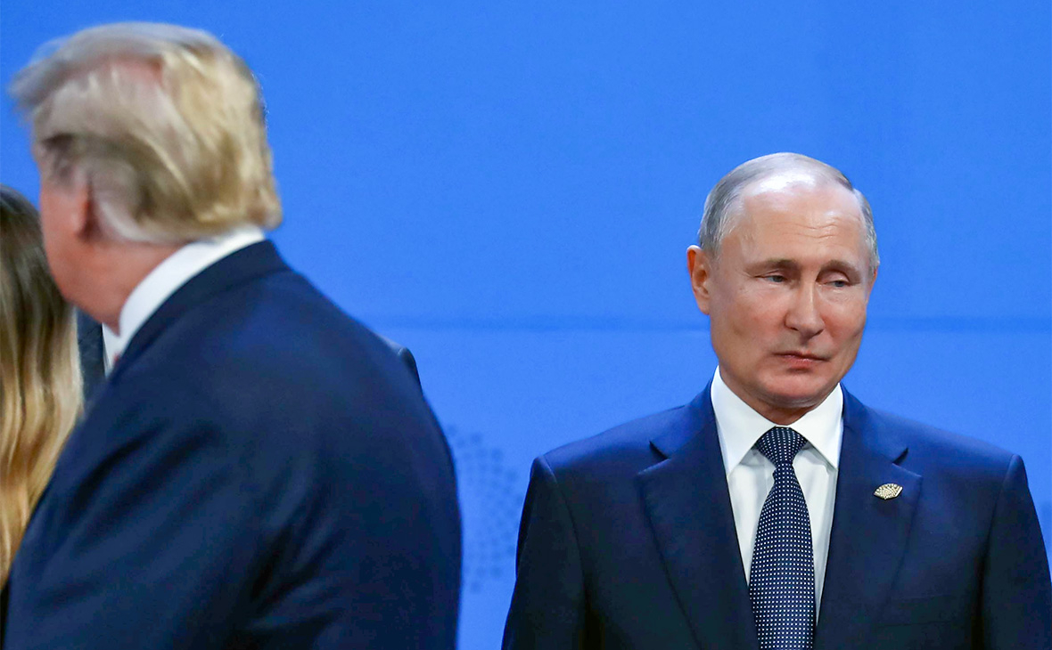 Дональд Трамп&nbsp;и&nbsp;​Владимир Путин (справа)