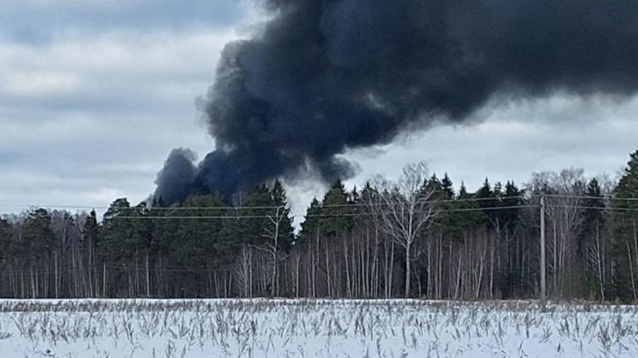 Очевидцы сообщили о загоревшемся самолете над Иваново