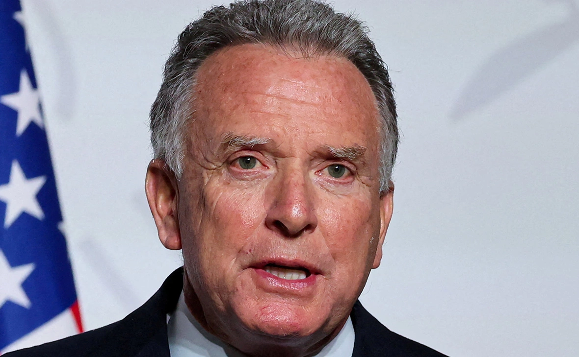 Ludovic Marin / Reuters