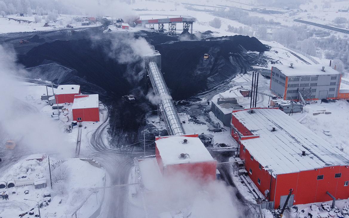 Власти Кузбасса попросили сохранить обязательный вывоз угля из региона