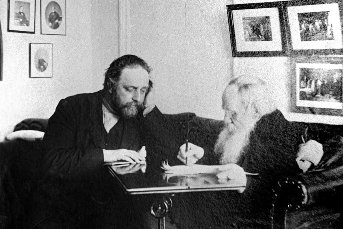 Владимир Чертков и Лев Толстой в Ясной Поляне, 1909 год