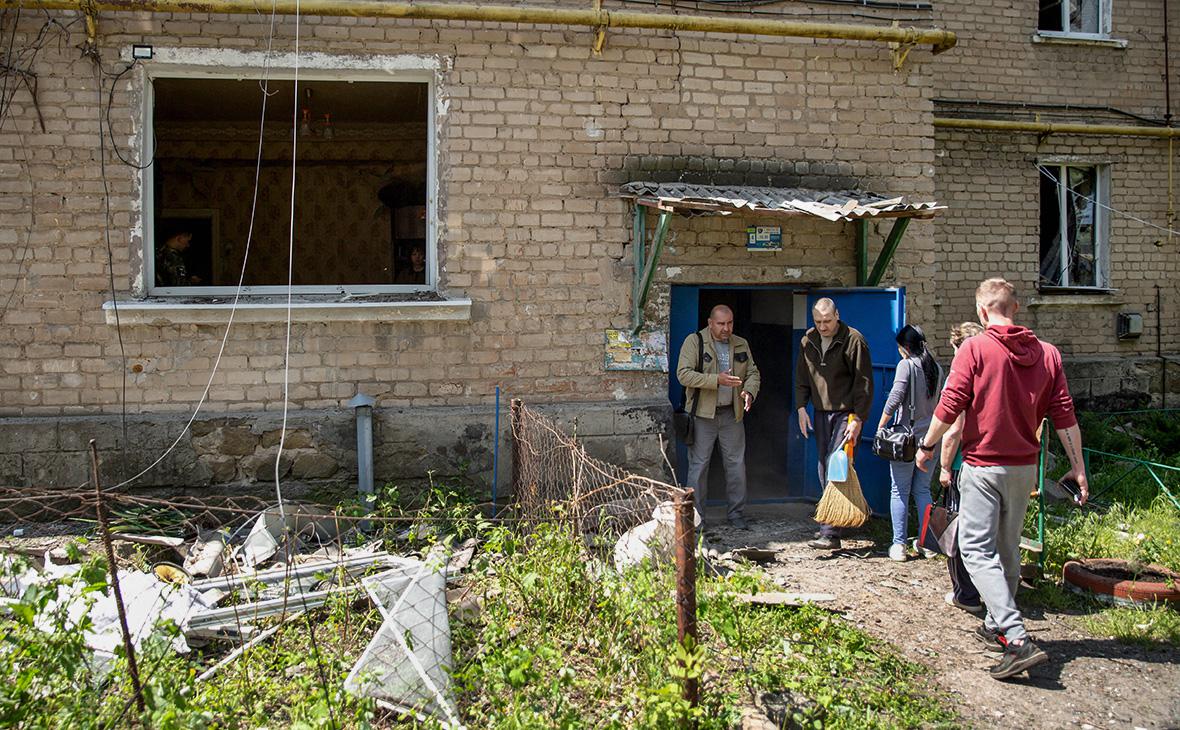 Последствия обстрела в Луганске