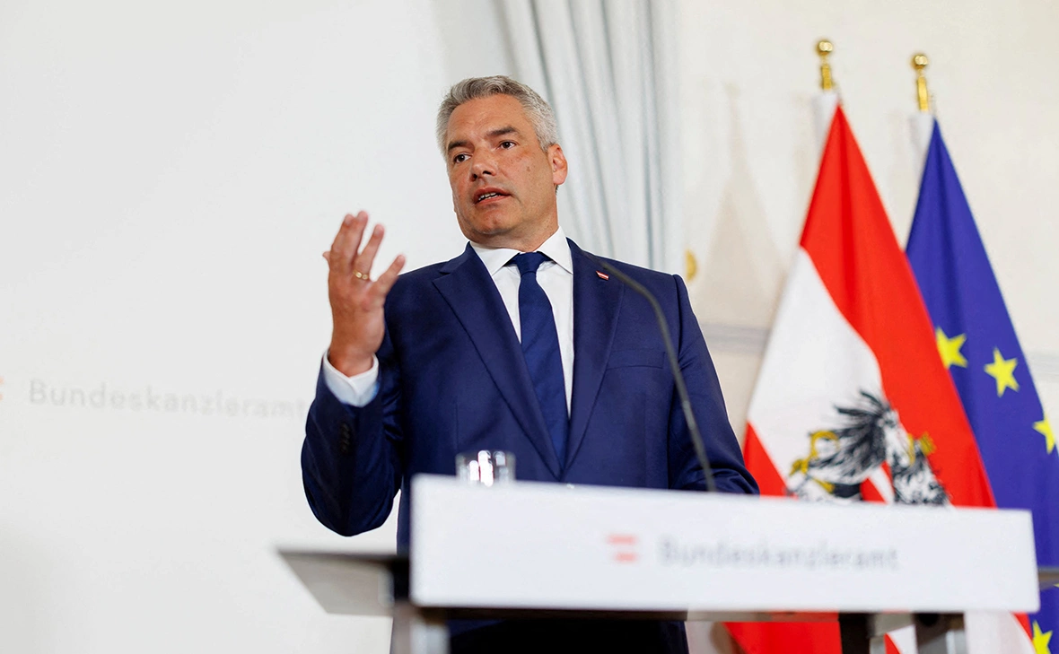 Andy Wenzel / Reuters