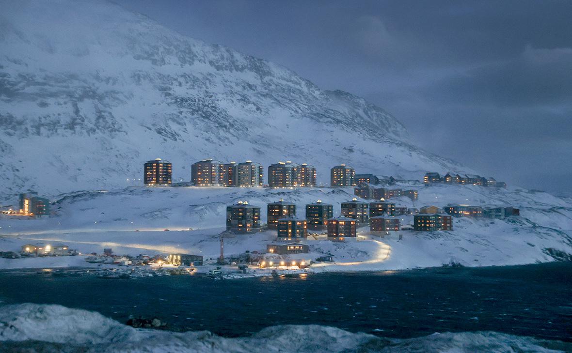 Katie Miller objavila podobo Grenlandije v barvah ameriške zastave