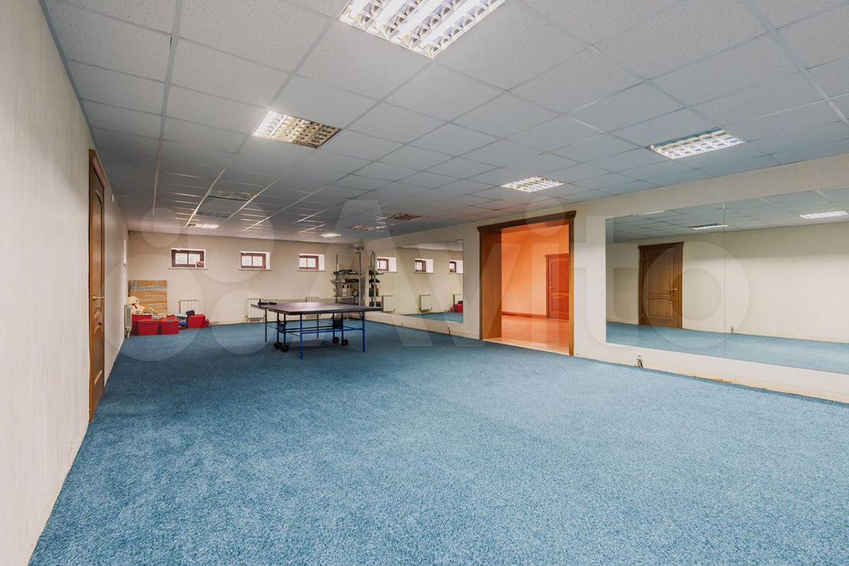 Как выглядят самые дорогие продающиеся в мегаполисах России дома