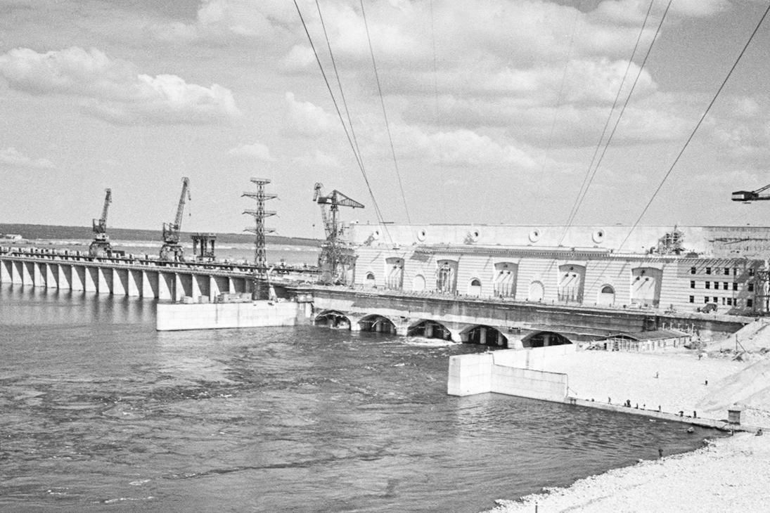 Строительство Каховской гидроэлектростанции, 1956 год&nbsp;