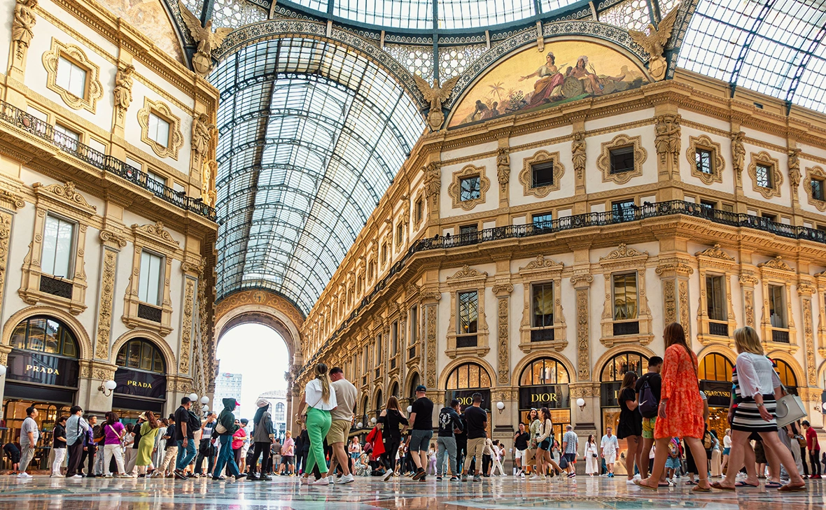 Giulio Benzin / Shutterstock