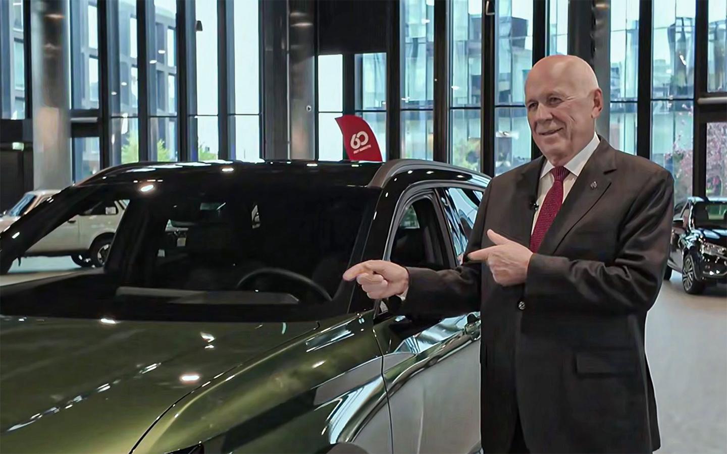 Глава «Ростеха» Чемезов протестировал новый Lada Azimut. Видео