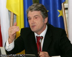 В.Ющенко призвал Раду поддержать правительство