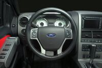 Ford Sport Trac Adrenalin: красное и черное