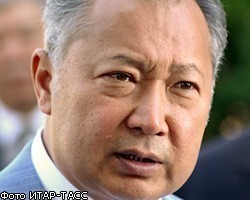 Правительство Киргизии лишило К.Бакиева неприкосновенности
