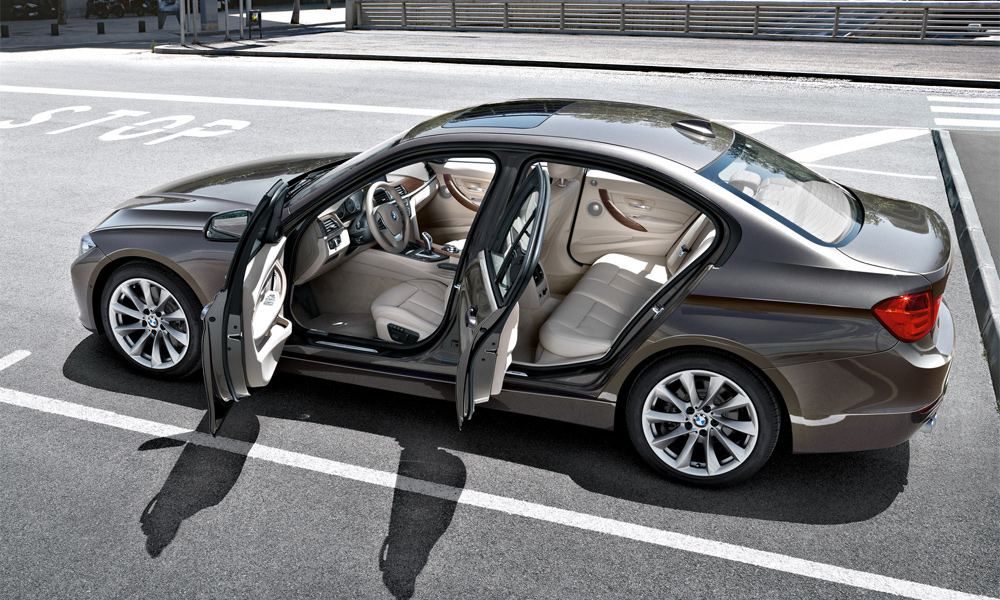 Новая «трешка» BMW: быстрее, больше, элегантнее. ФОТО, ВИДЕО