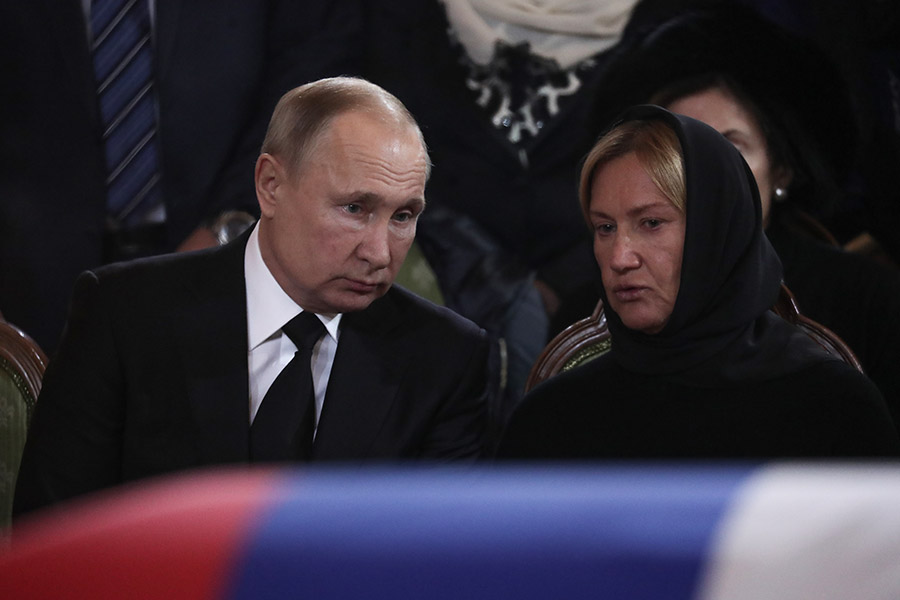 Президент Владимир Путин и вдова Юрия Лужкова Елена Батурина