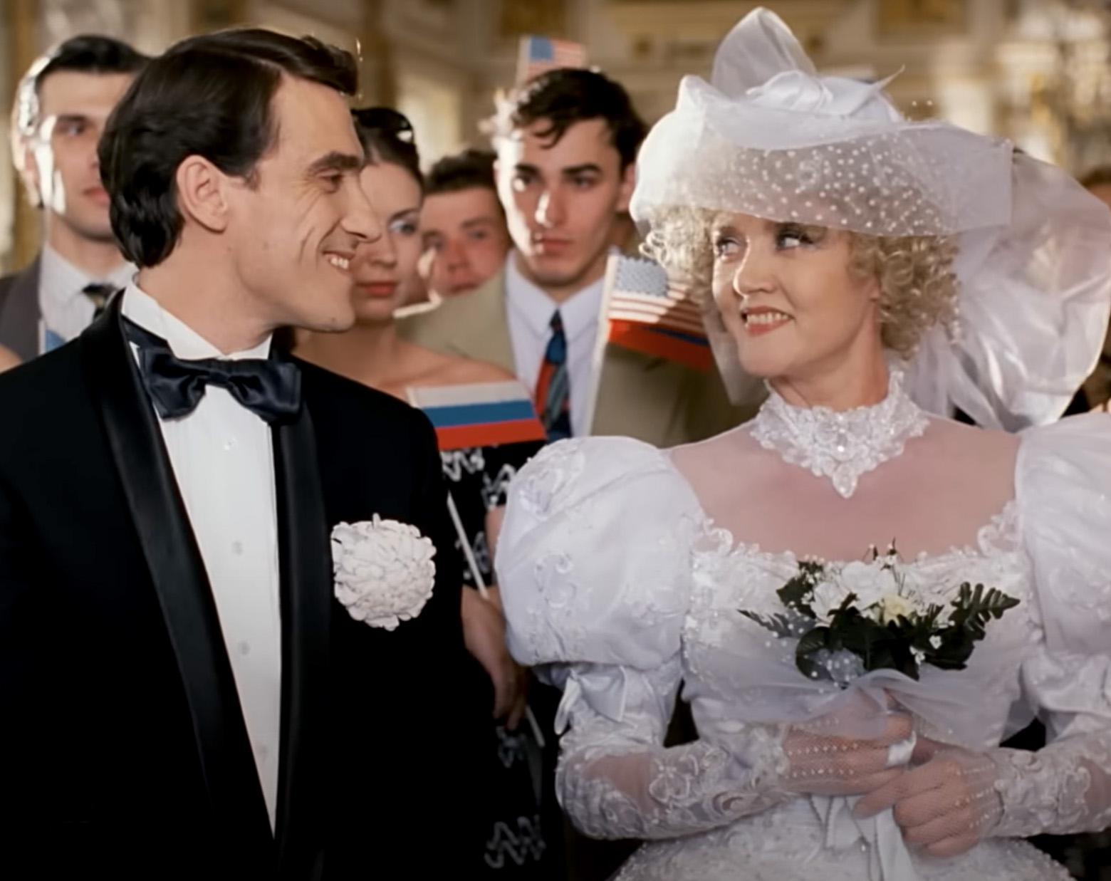 Вера Алентова и Валерий Гаркалин в фильме «Ширли-мырли» (1995)