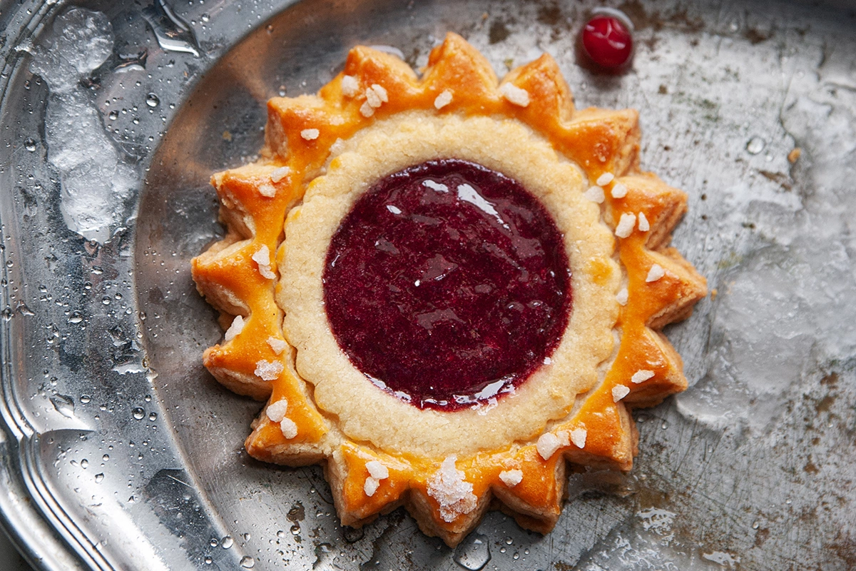 Пирог с брусникой