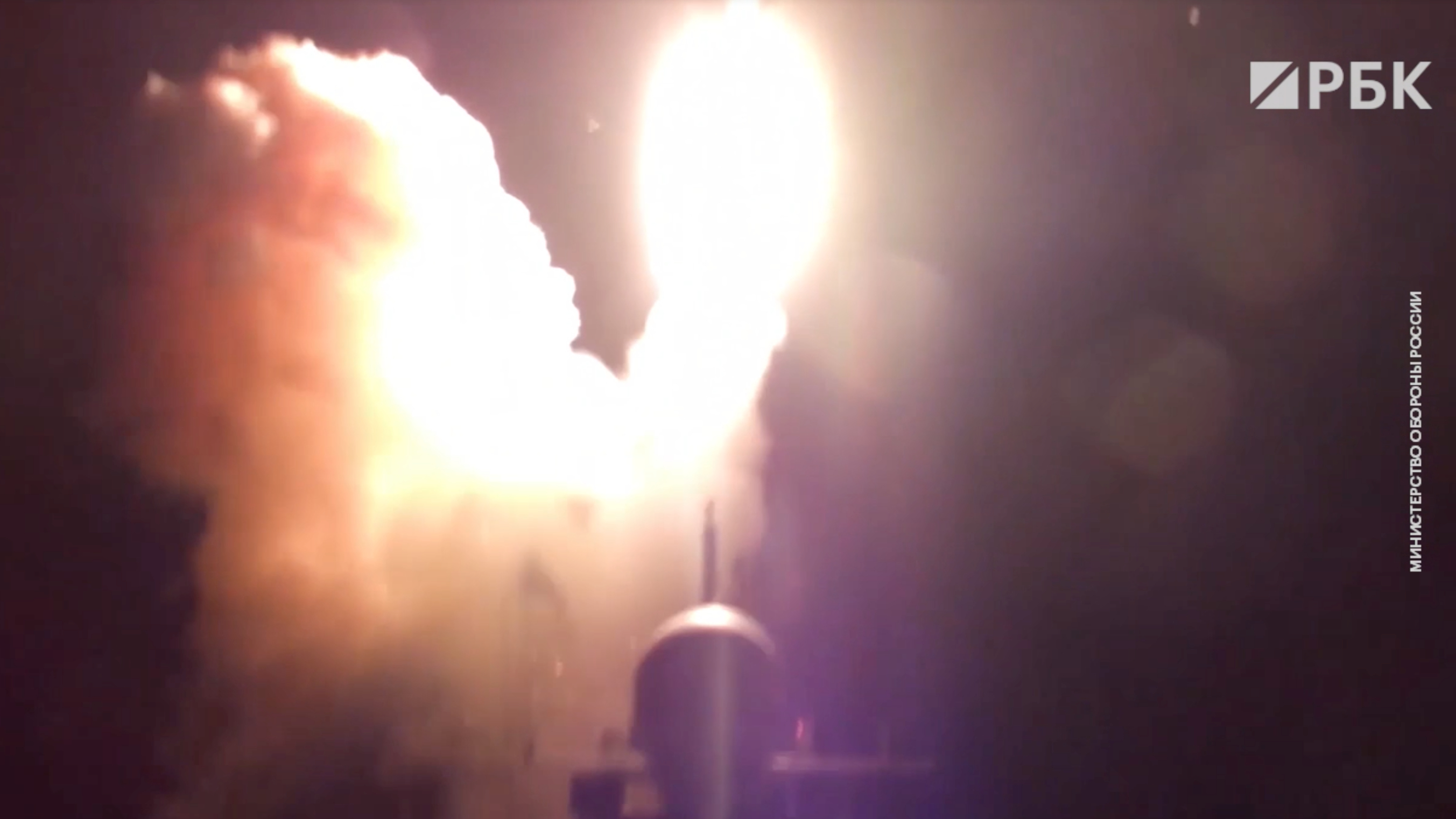 Минобороны показало пуск ракет «Калибр» из Черного моря по объектам ВСУ