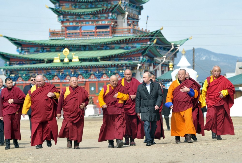 В.Путин посетил главный буддийский монастырь в Бурятии