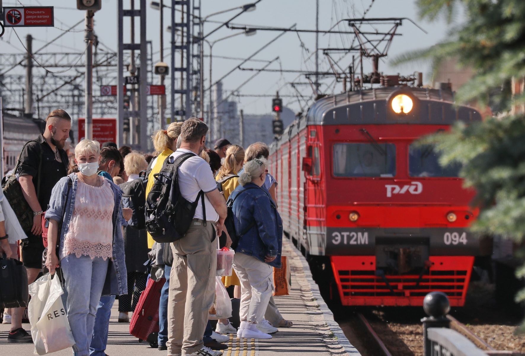 Петербург запустил тактовое движение электричек на пригородной линии — РБК