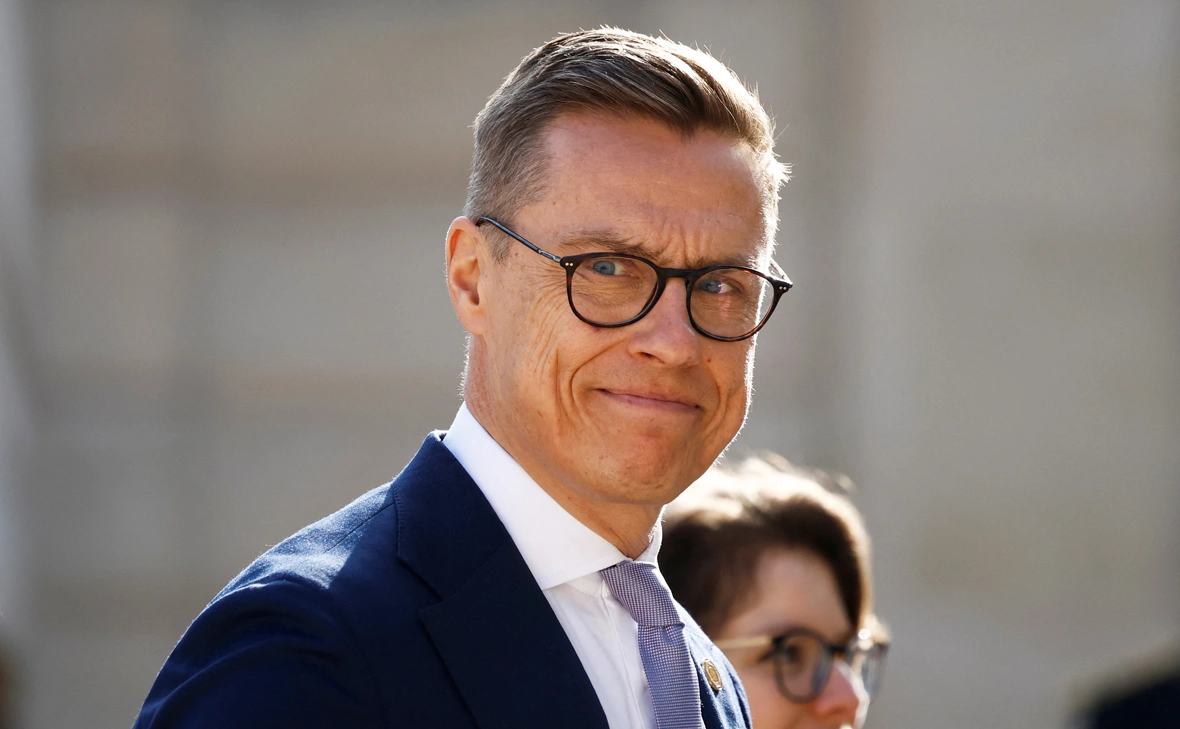 Sarah Meyssonnier / Reuters