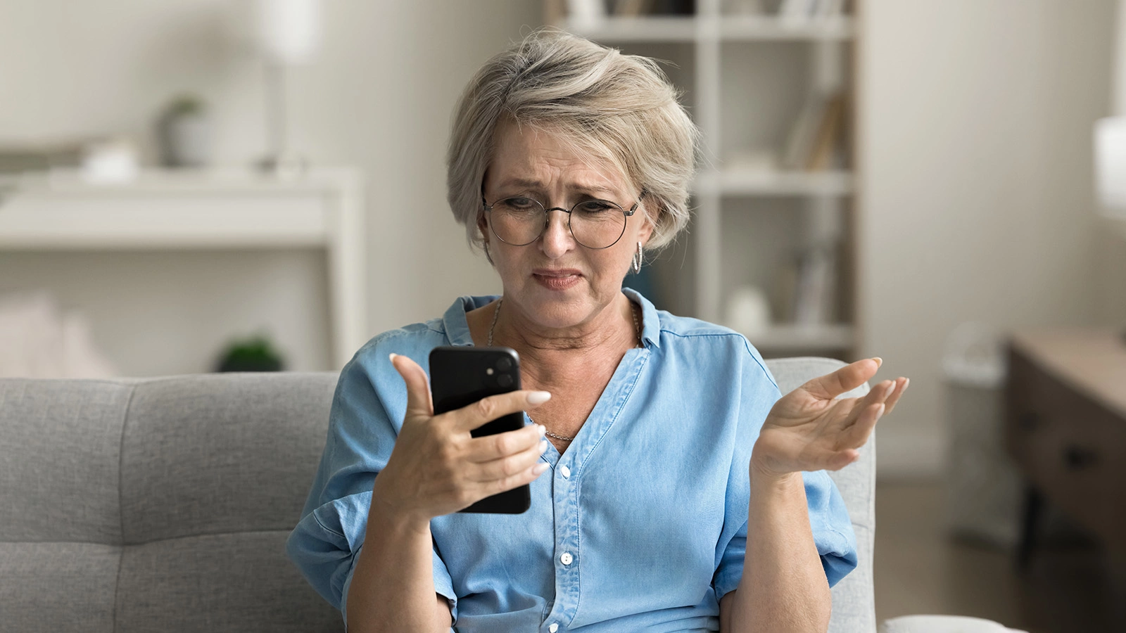 Названа самая популярная схема обмана россиян. Что делают мошенники