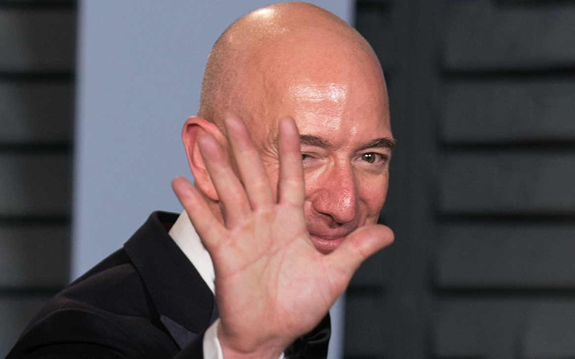 Безос уступил свое место во главе Amazon